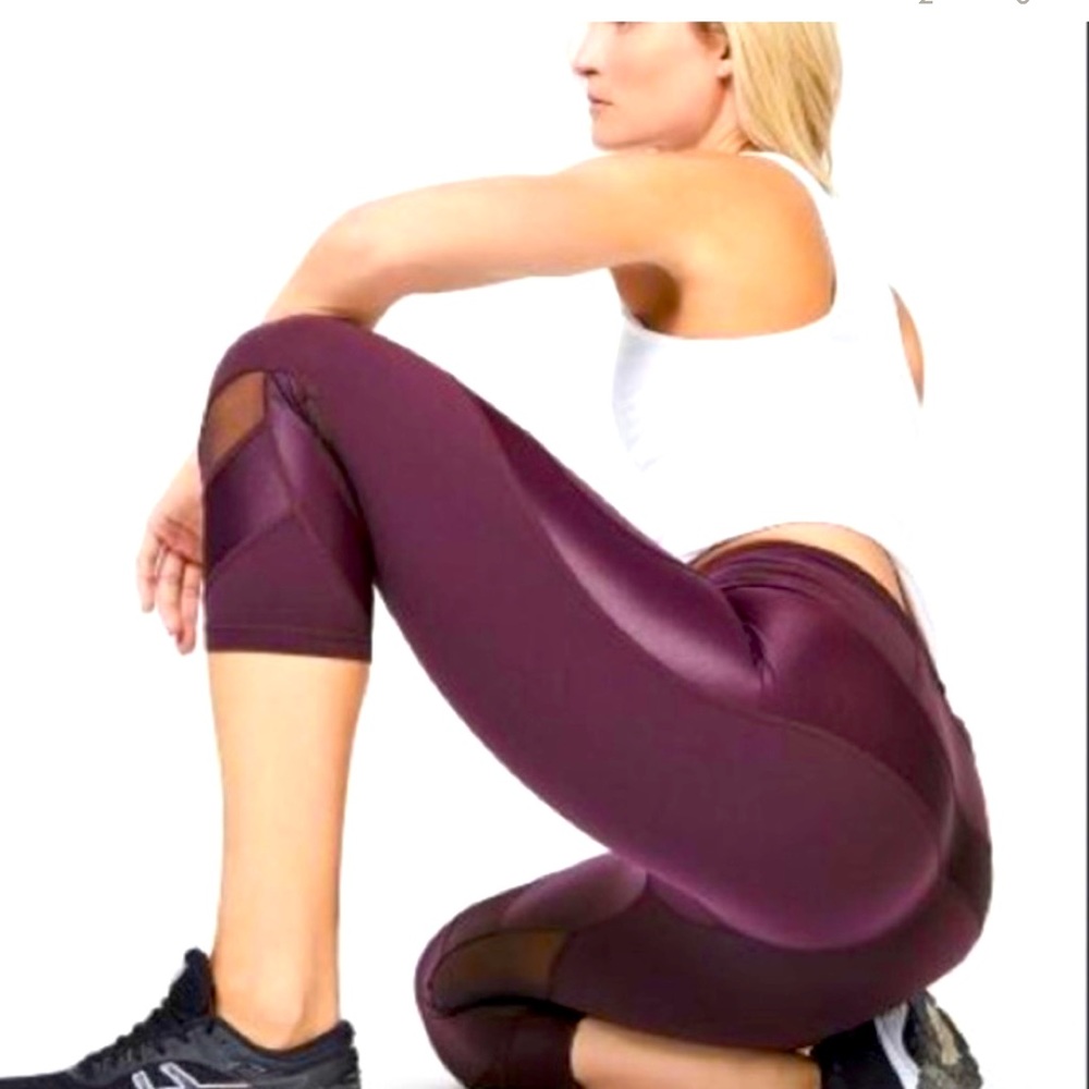 🫶🏻SWEATY BETTY luxe wet look, mesh crop THE POWER LEGGINGS